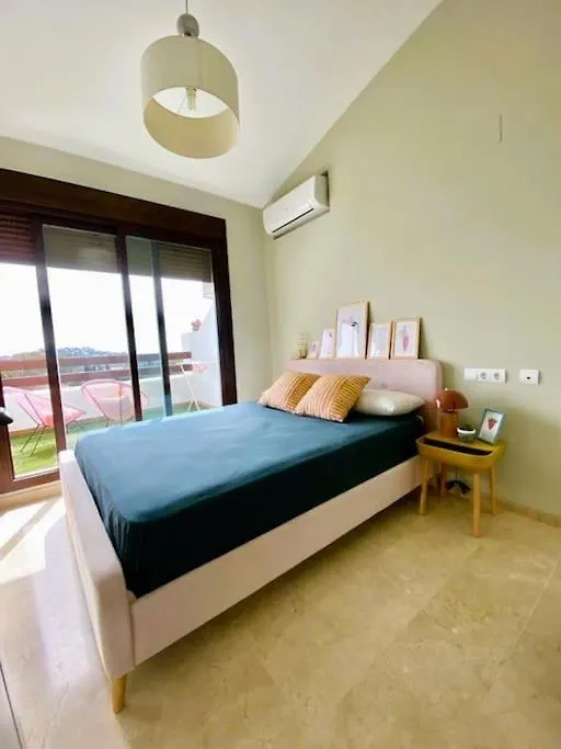 アパート Santa Fe de los BolichesCoqueto Atico Duplex Mijas Costaアパートメント
